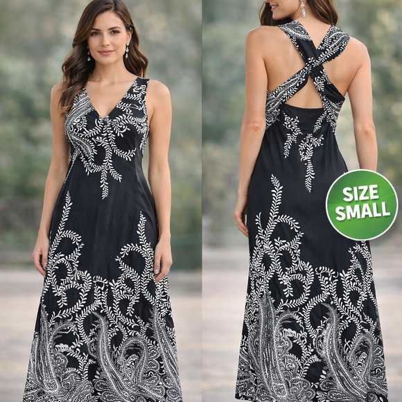 Dresses & Skirts - Black and White Printed Crisscross Back Maxi Dress - Small